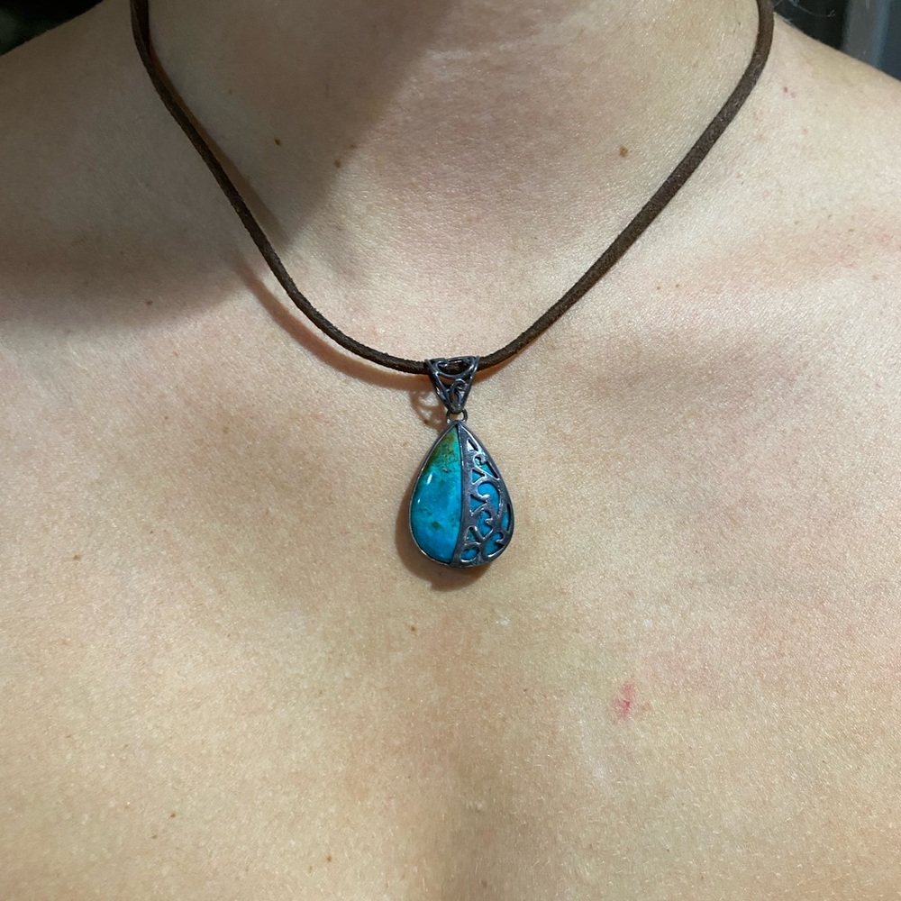 Turquoise Necklace - Picture 2 of 3
